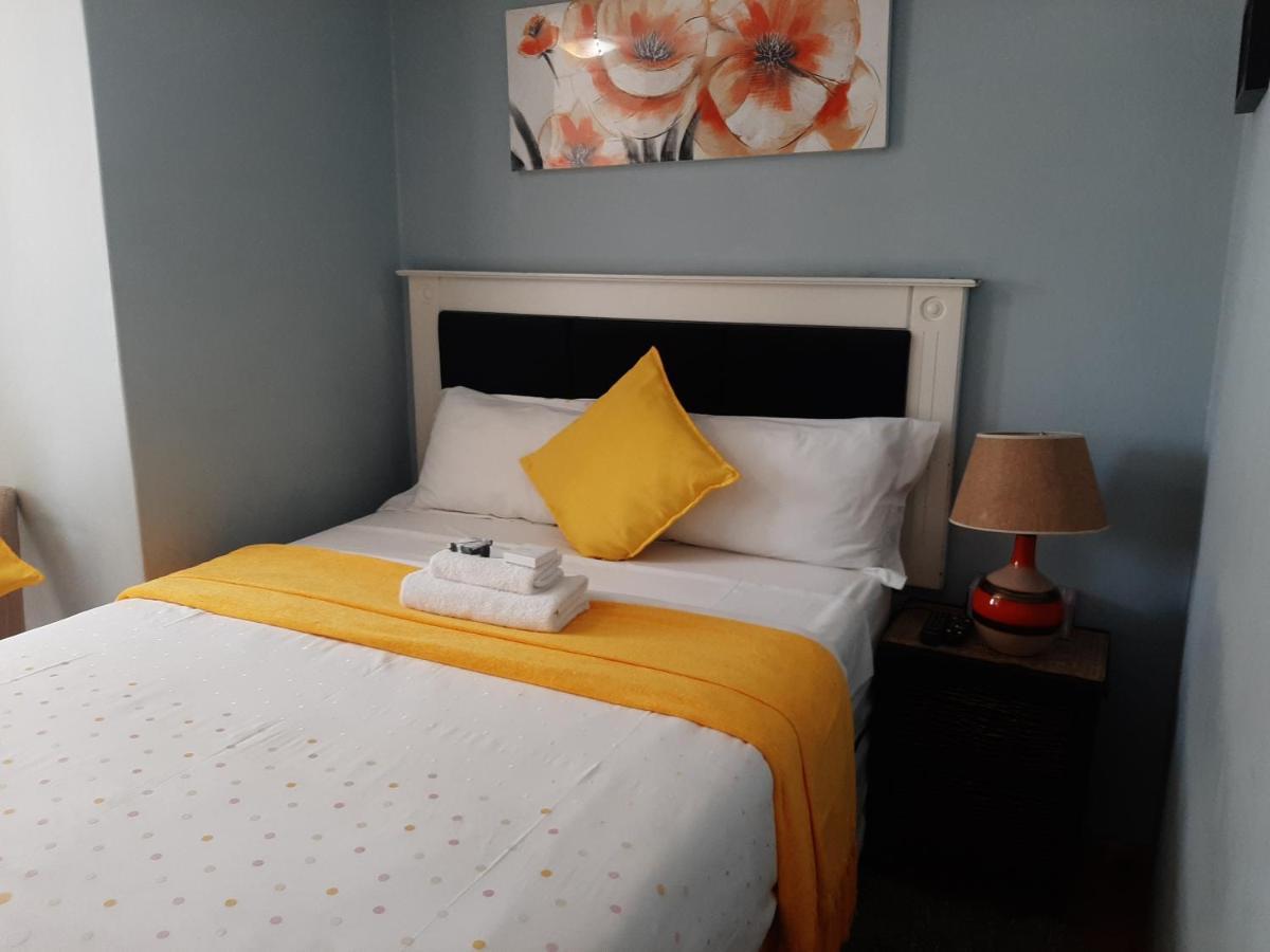Sleepwell Bed & Breakfast East London Ngoại thất bức ảnh