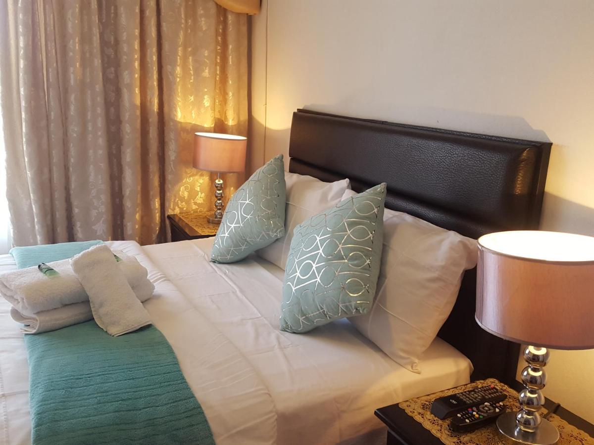 Sleepwell Bed & Breakfast East London Ngoại thất bức ảnh