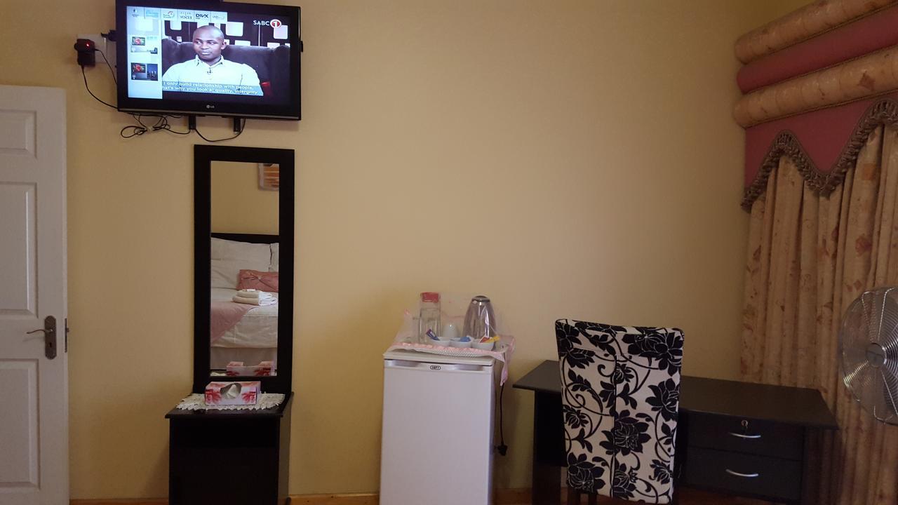 Sleepwell Bed & Breakfast East London Ngoại thất bức ảnh